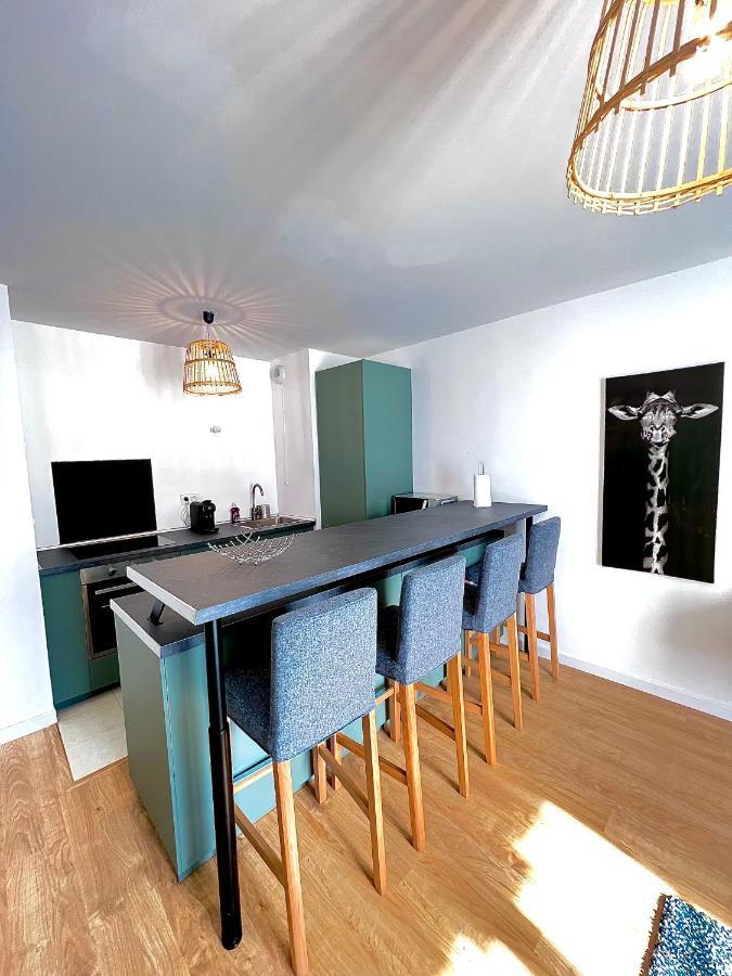 Newwilliam Apartment เซร์ริส ภายนอก รูปภาพ